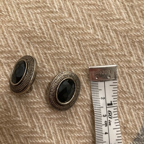 Black and silver vintage clip on earrings FREE with PuRCHaSE!! - Picture 2 of 3